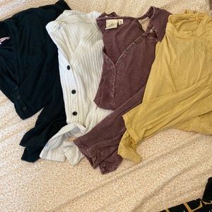 Bundle of 4 long sleeve tops. All size medium